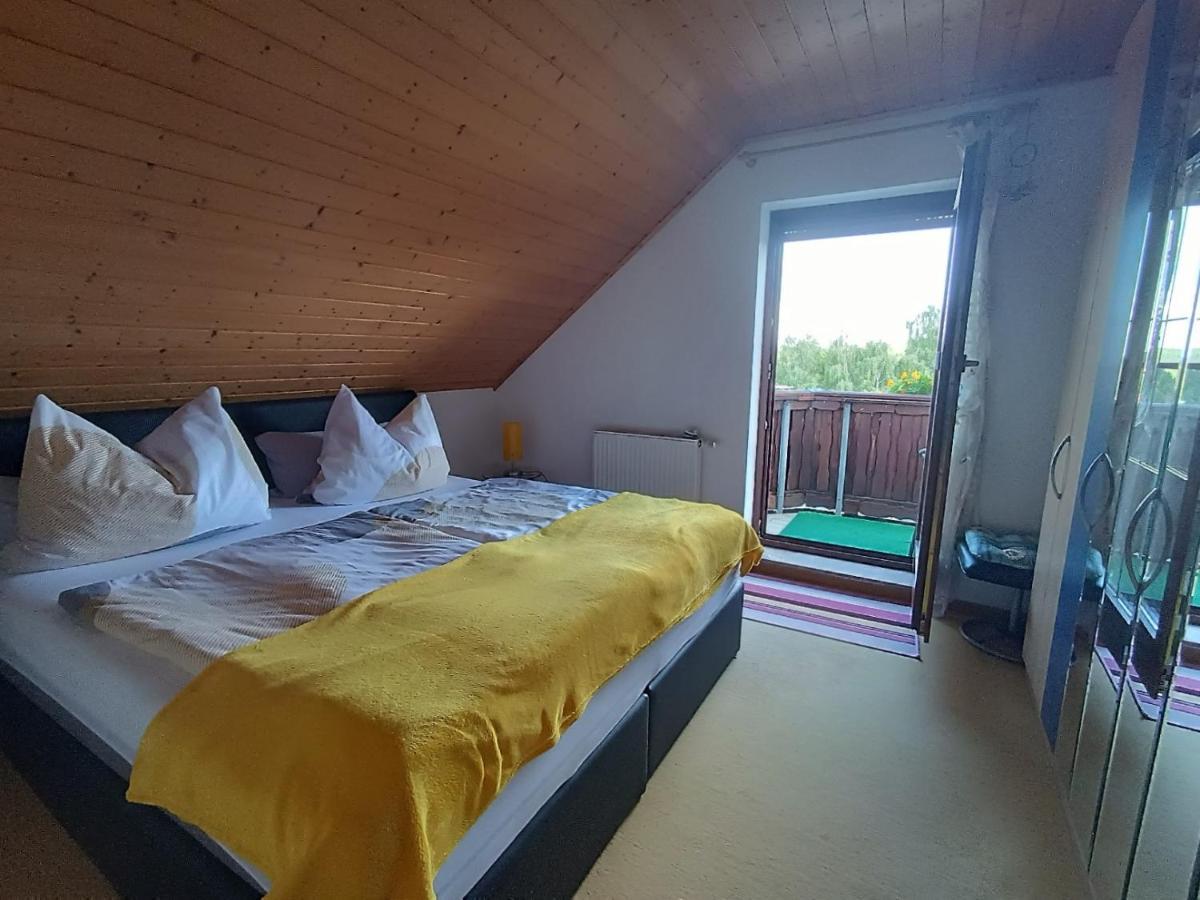 Ferienwohnung Hey Elgersburg Bagian luar foto